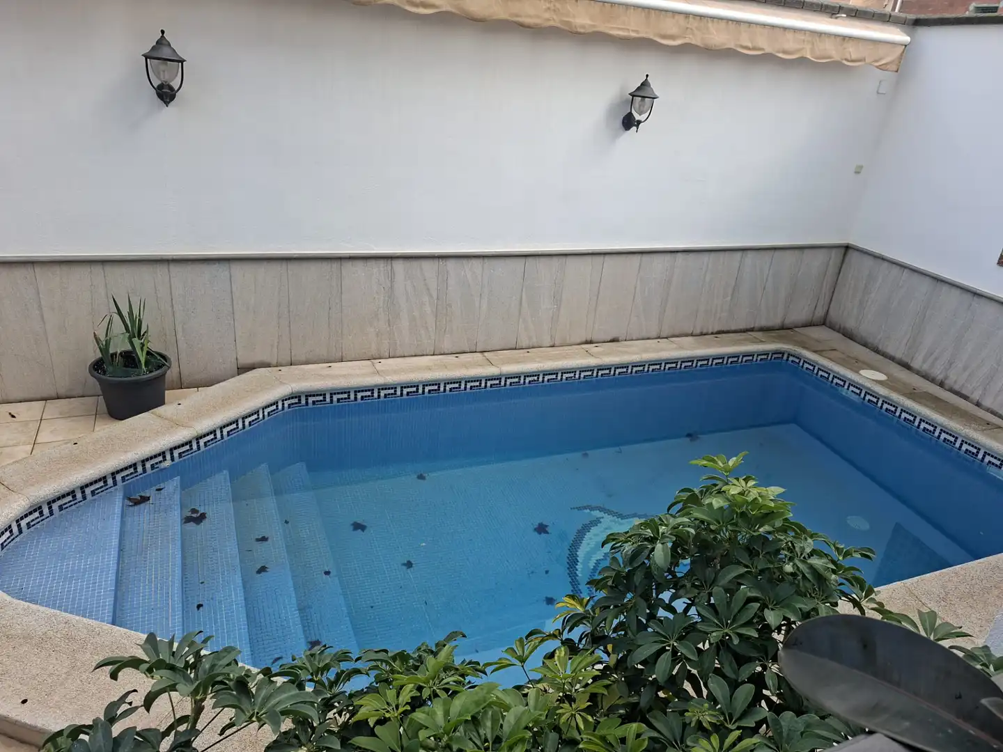 Piscina de Casa adosada en venta en Granada con Aire acondicionado, Calefacción y Parquet