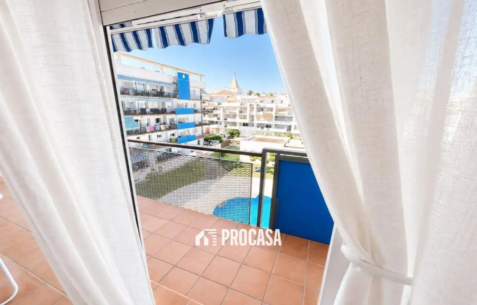 Appartement avec piscine à vendre à Puerto Marina, imagen 3