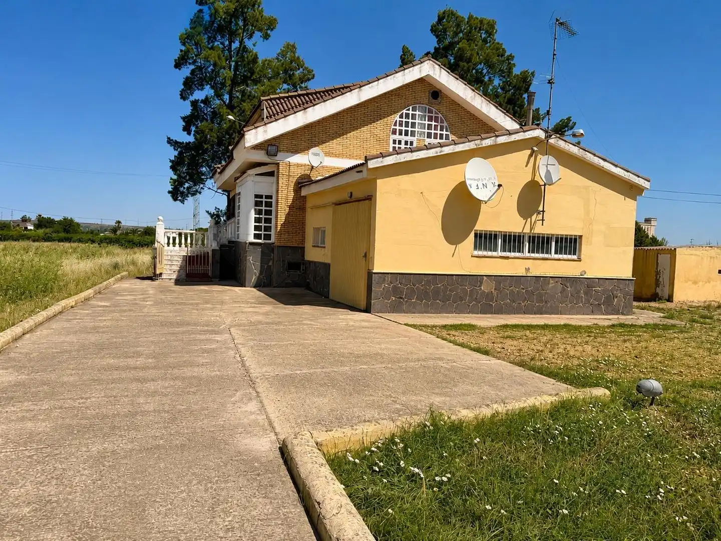 Vista exterior de Finca rústica en venda en Mérida