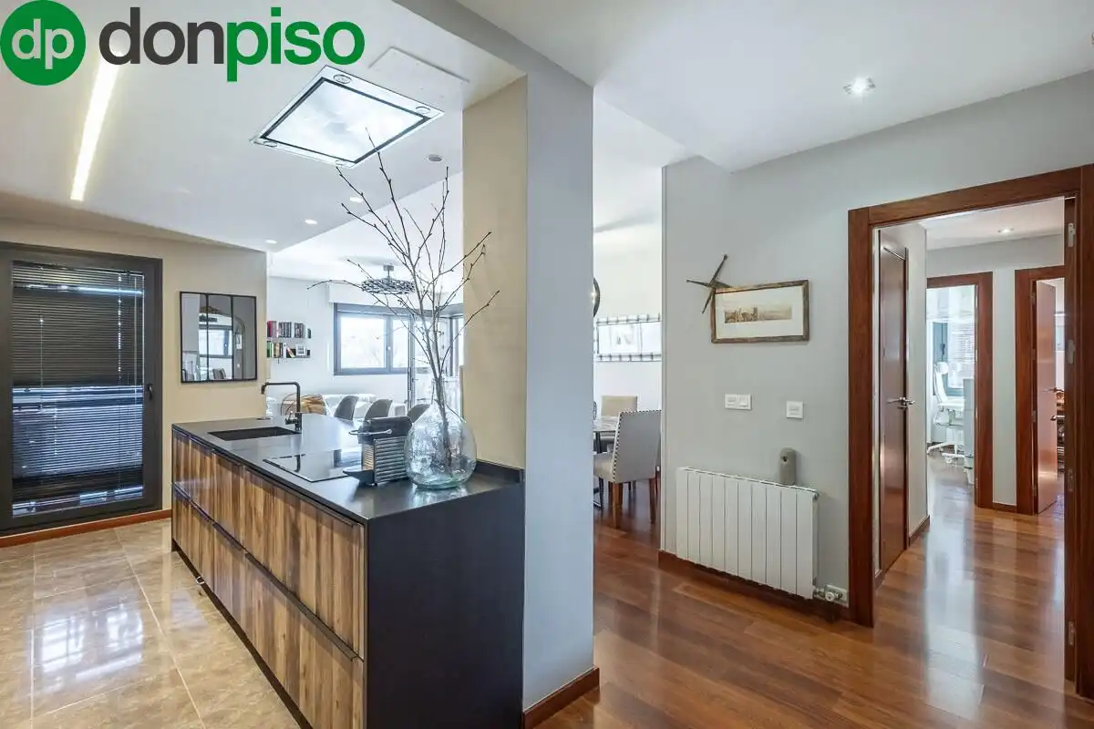 Kitchen of Flat for sale in Granada  with Air Conditioner, Terrace and Community pool