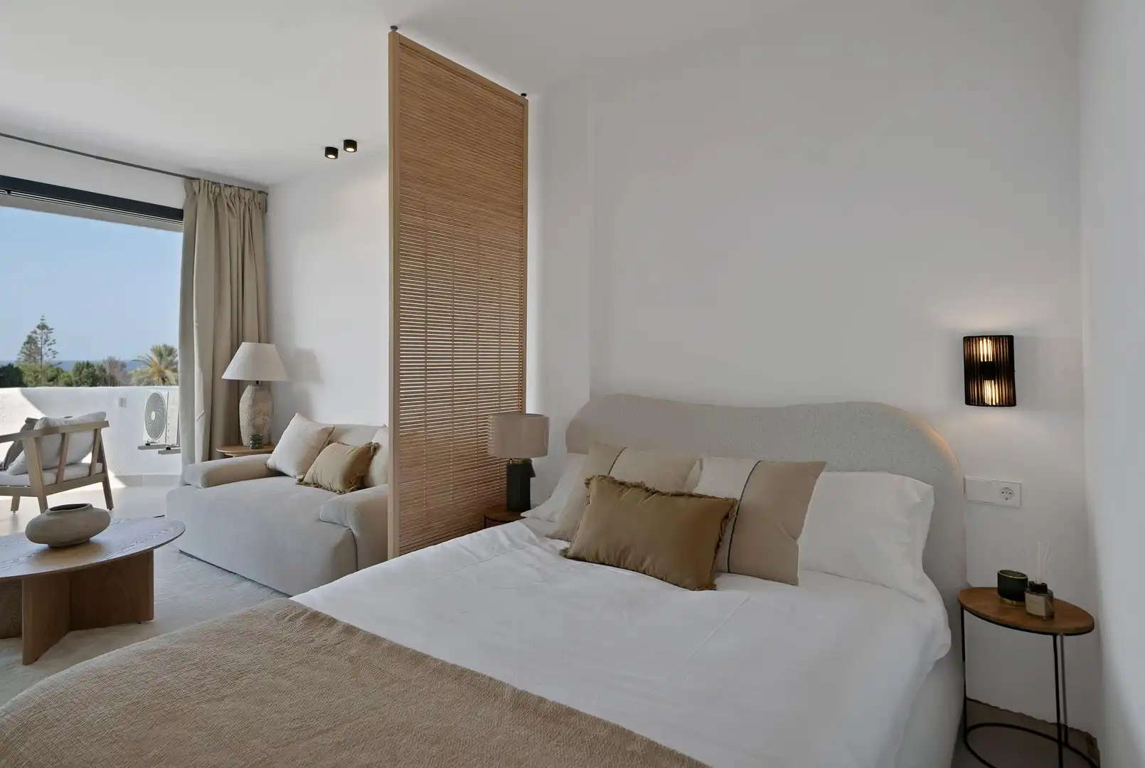 Habitación de Estudio en venta en Marbella con Aire acondicionado, Calefacción y Jardín privado
