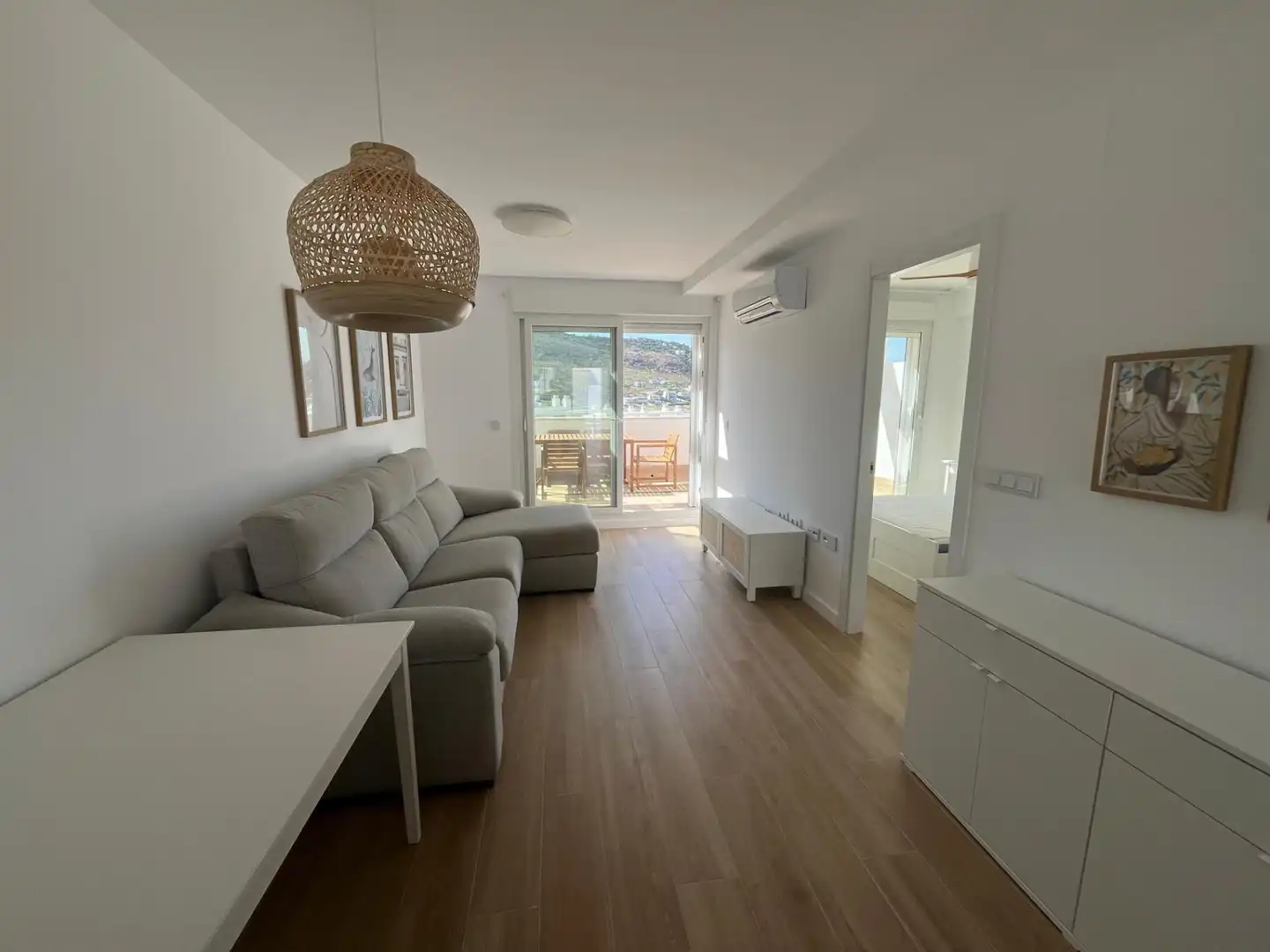 Sala de estar de Apartamento en venta en Zahara de los Atunes con Terraza, Trastero y Balcón