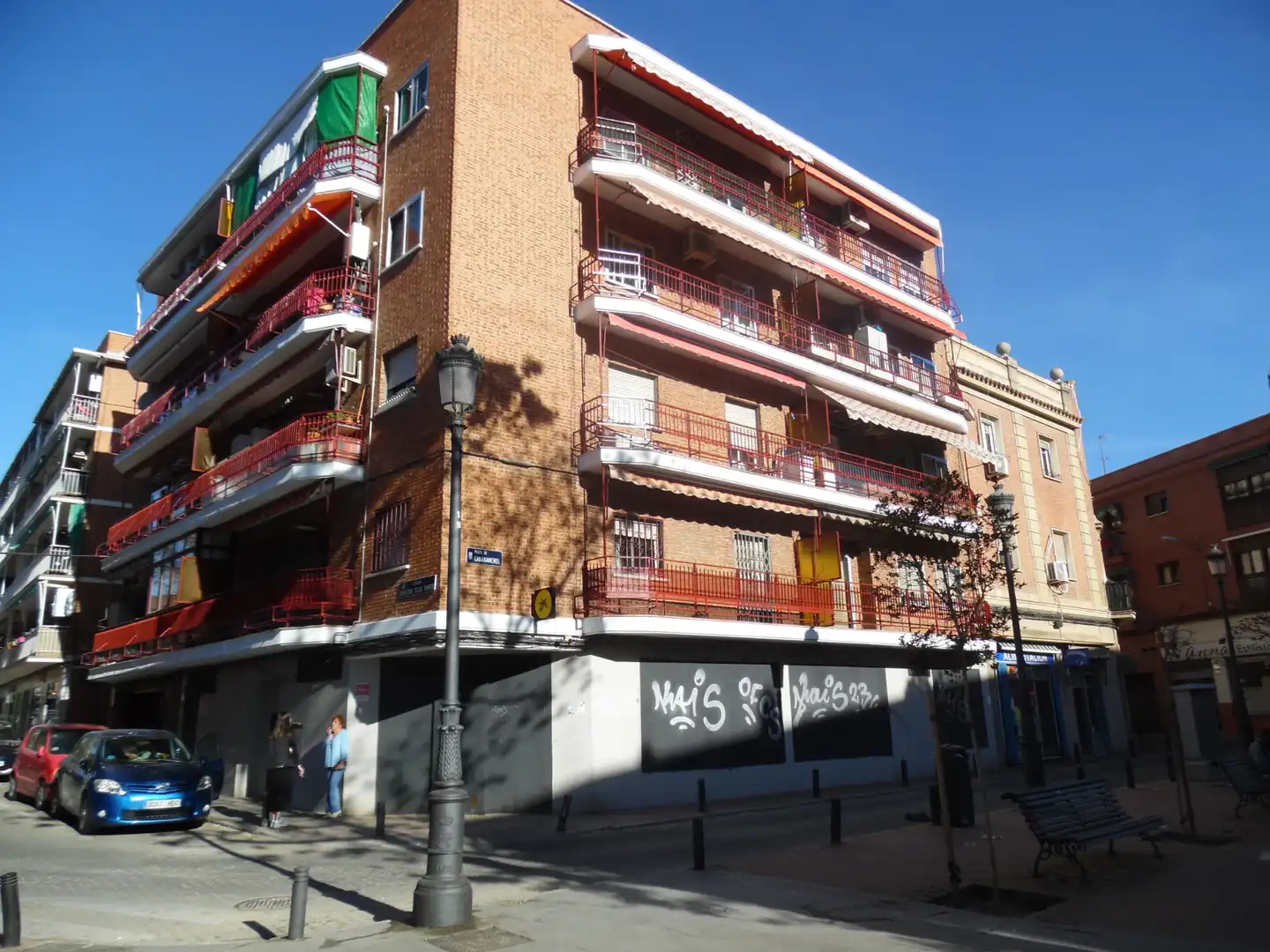 Exterior view of Commercial properties for sale in Madrid