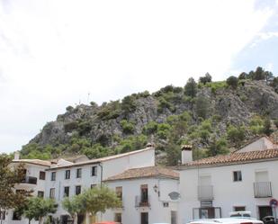 Exterior view of Single-family semi-detached for sale in Grazalema  with Terrace, Furnished and Oven