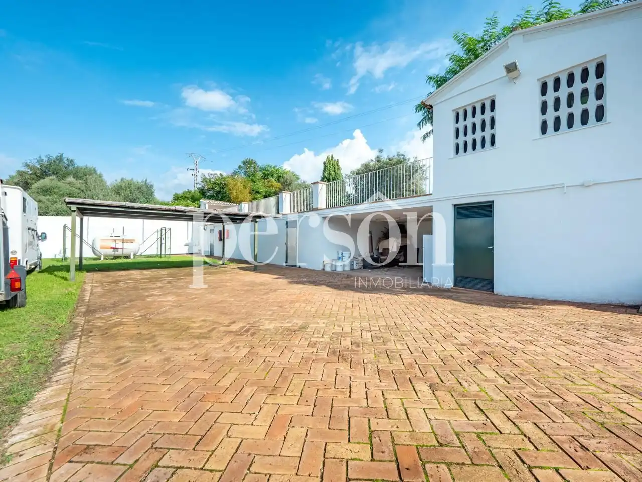Vista exterior de Finca rústica en venda en Bétera amb Aire condicionat, Calefacció i Jardí privat