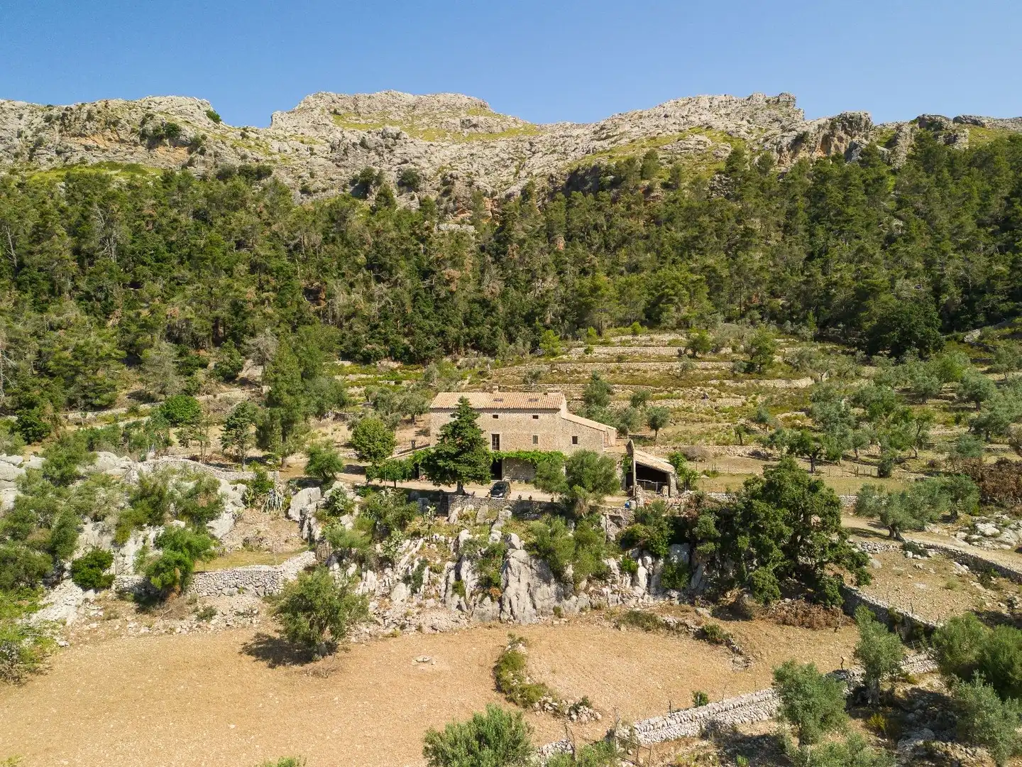 Vista exterior de Finca rústica en venta en Escorca con Jardín privado, Terraza y Trastero