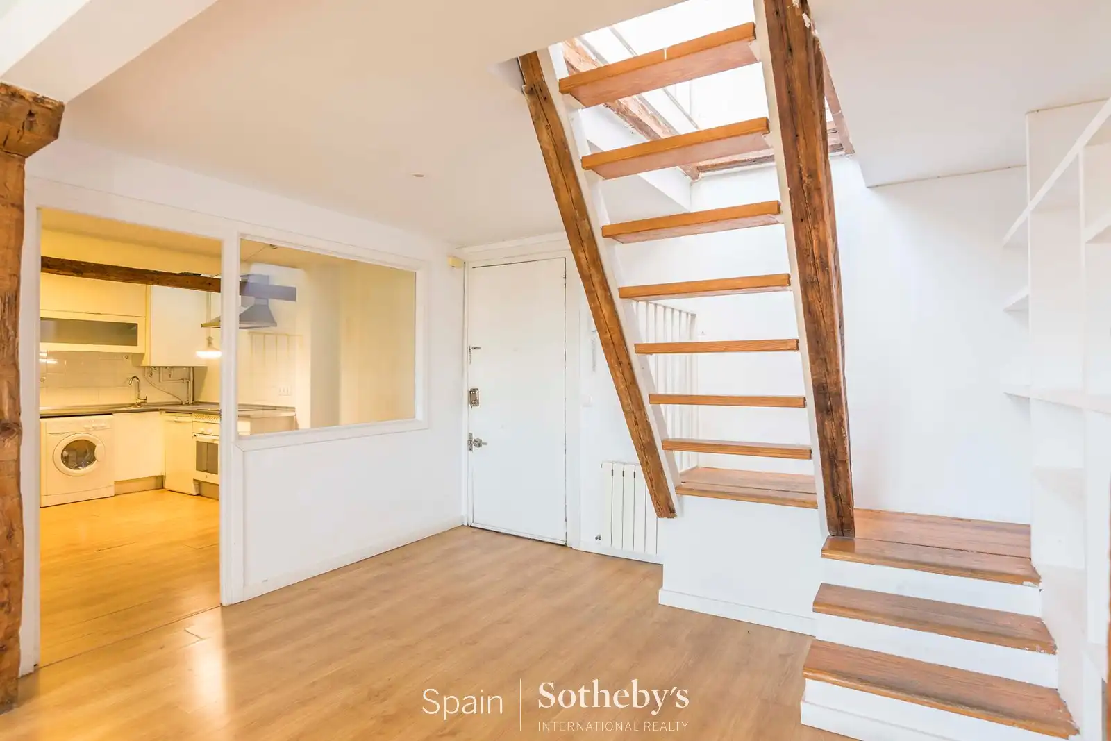 Attic for sale in Madrid  with Air Conditioner, Heating and Terrace