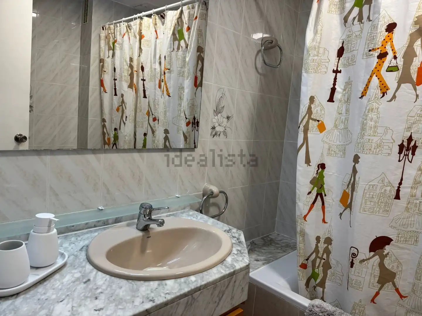 Bathroom of Detached homes for rent in Torredembarra  with Air Conditioner, Heating and Furnished