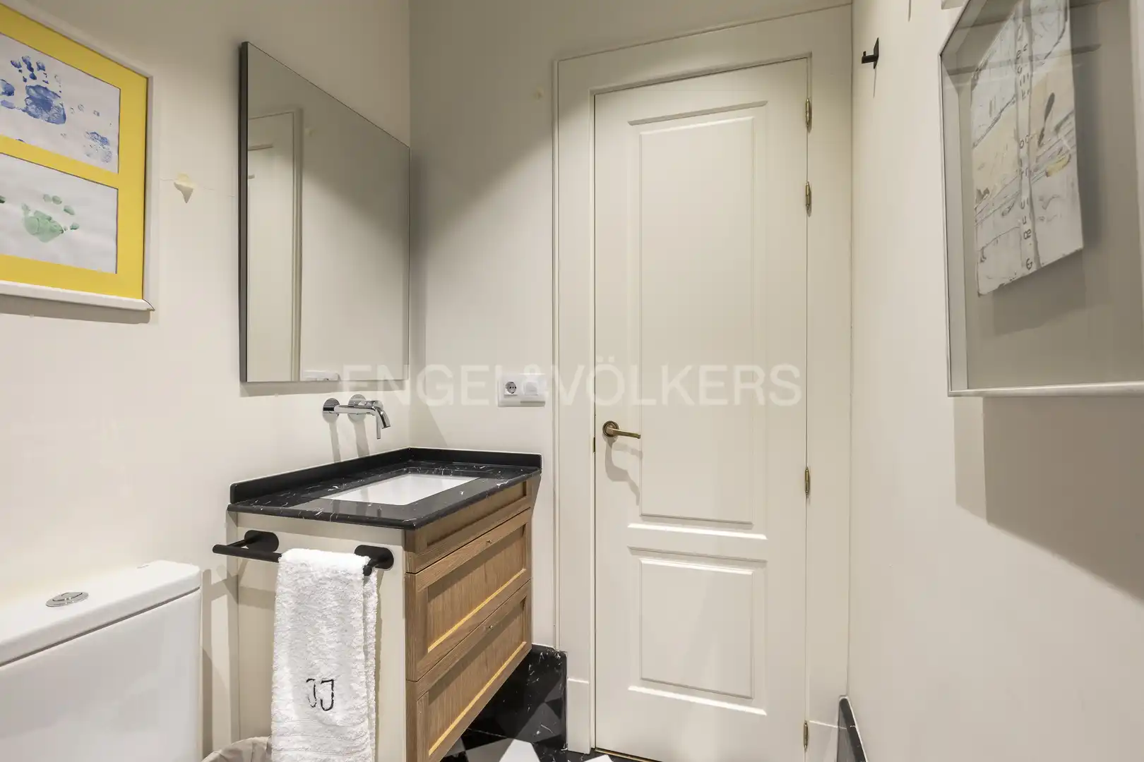 Baño de Piso en venta en Madrid con Aire acondicionado, Calefacción y Parquet
