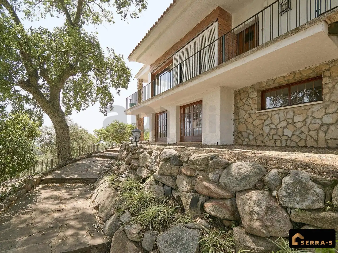 Casa amb jardí en venda a Lloret Verd - Els Pinars