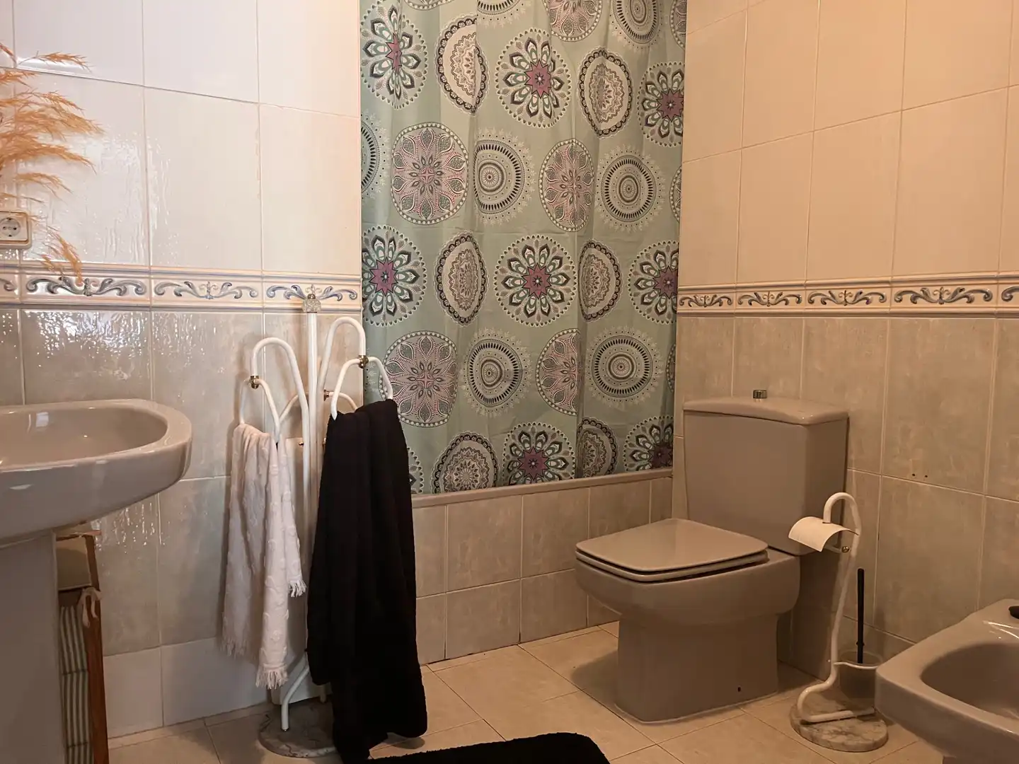 Bany de Pis en venda en Ávila amb Calefacció, Moblat i Rentadora