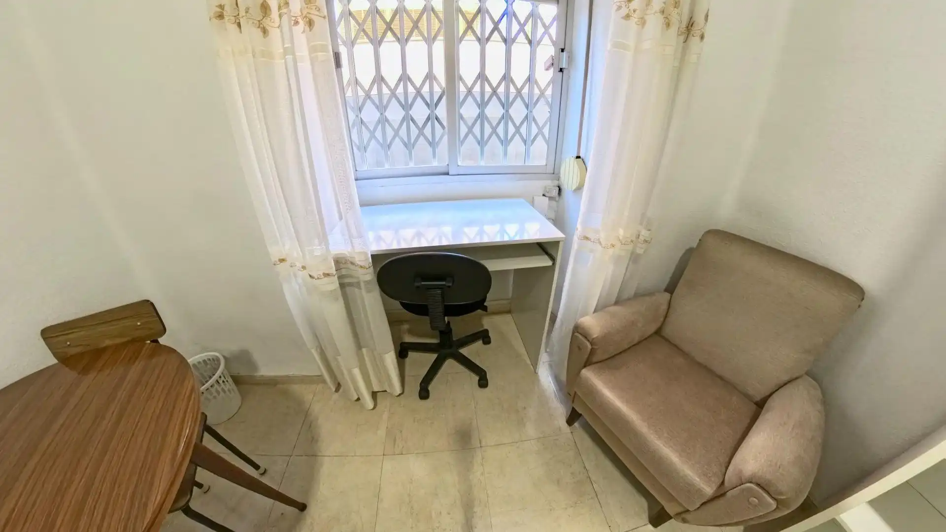 Wohnung zur Miete in Avenida DE ANDALUCES, Pajaritos