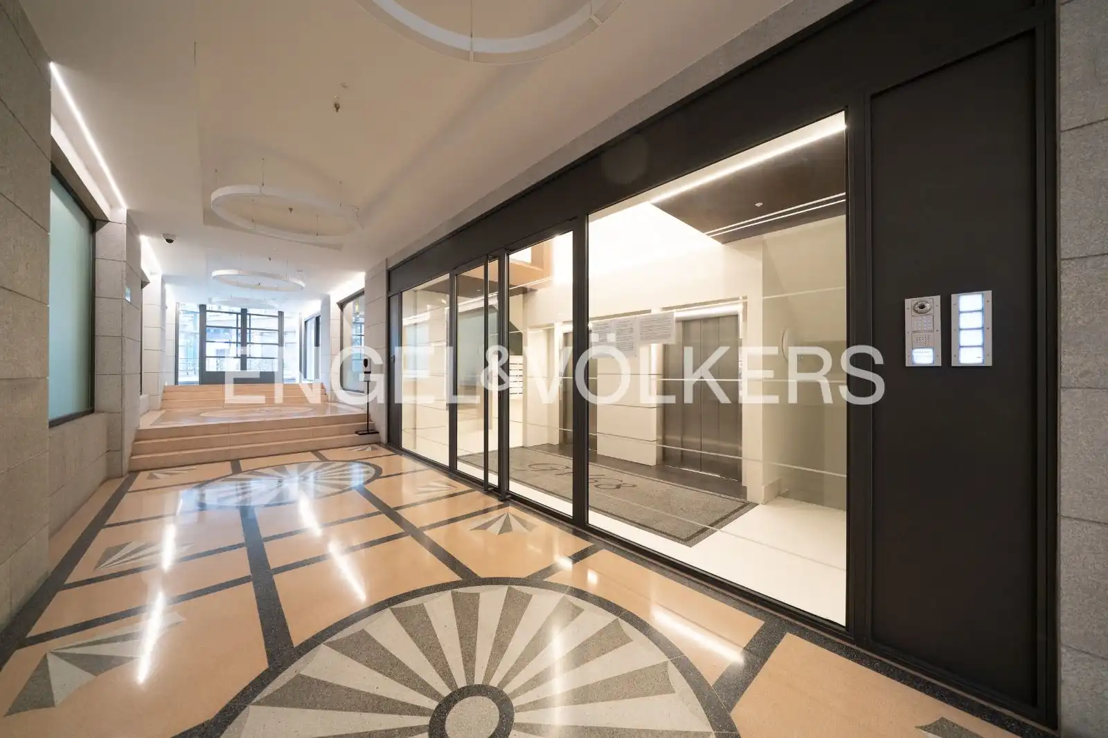 Flat for rent in Madrid  with Air Conditioner, Heating and Swimming Pool