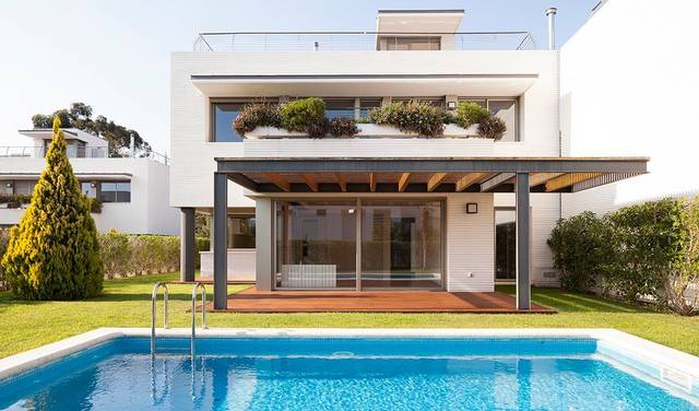 Casa-chalet en Alquiler en  CALLE CAN CALELLA, 24 en El Balís - Can Calella