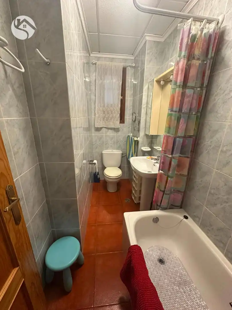 Wohnung zur Miete in Tintes, Centro