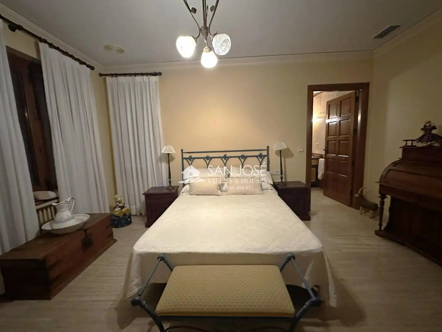Habitación de Casa o chalet en venta en Novelda con Aire acondicionado, Calefacción y Jardín privado