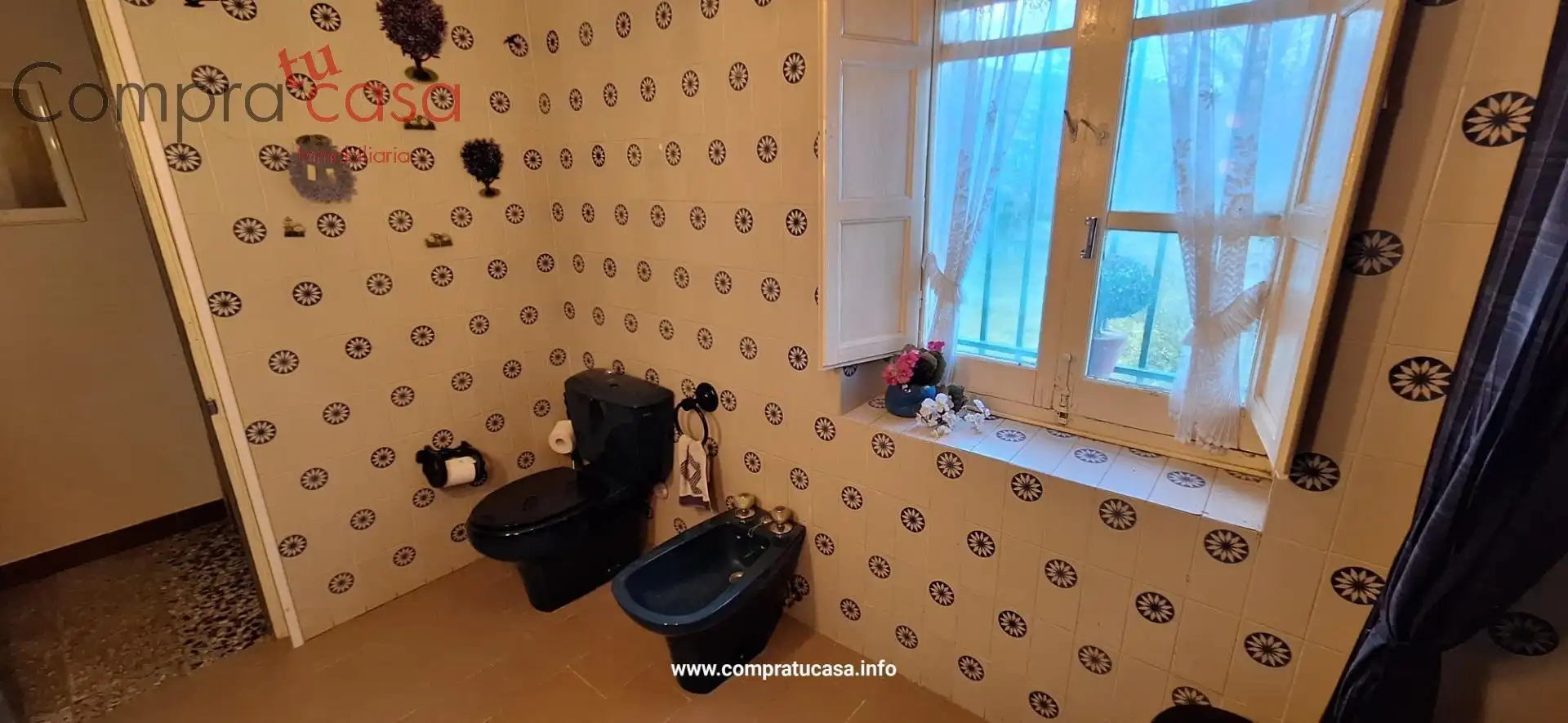 Bathroom of Houses for sale in Otero de Herreros  with Private garden, Storage room and Furnished