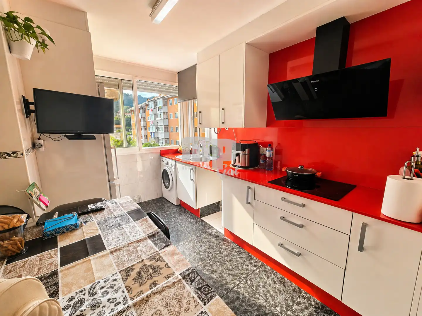 Kitchen of Flat for sale in Vigo   with Heating and Storage room