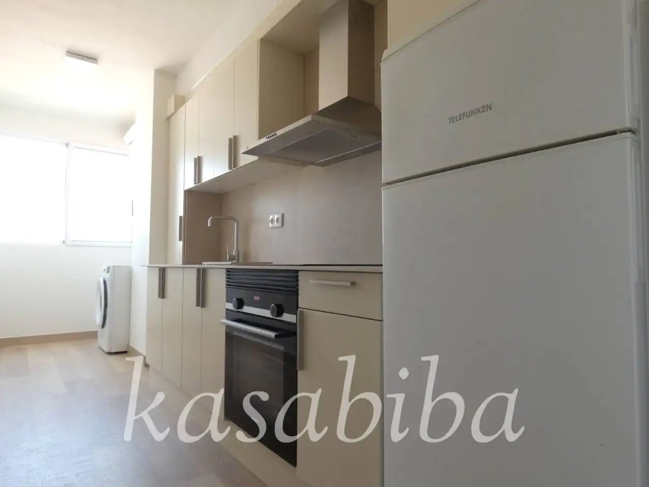 Cuina de Pis de lloguer en Valencia amb Aire condicionat, Parquet i Terrassa