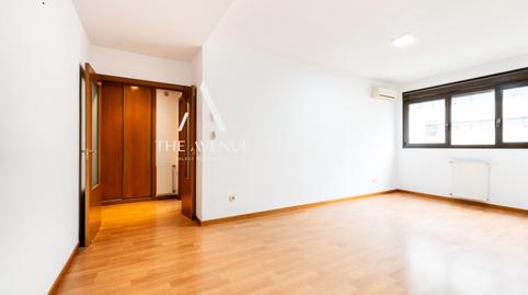 Photo 3 of Flat for sale in Sanchinarro,  Madrid Capital