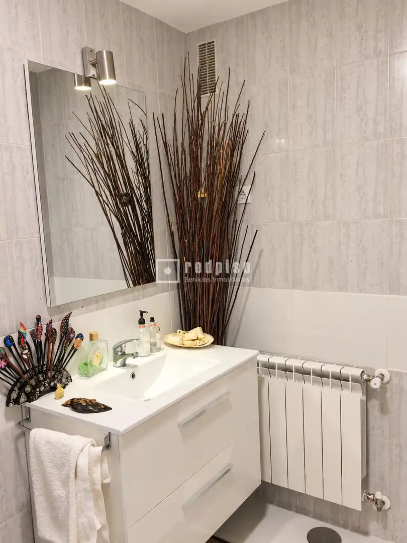 Bathroom of Flat for rent in Rivas Futura