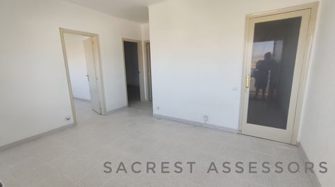 Foto 4 de Pis en venda a Plaça Esbert, 12, Sant Fost de Campsentelles, Barcelona