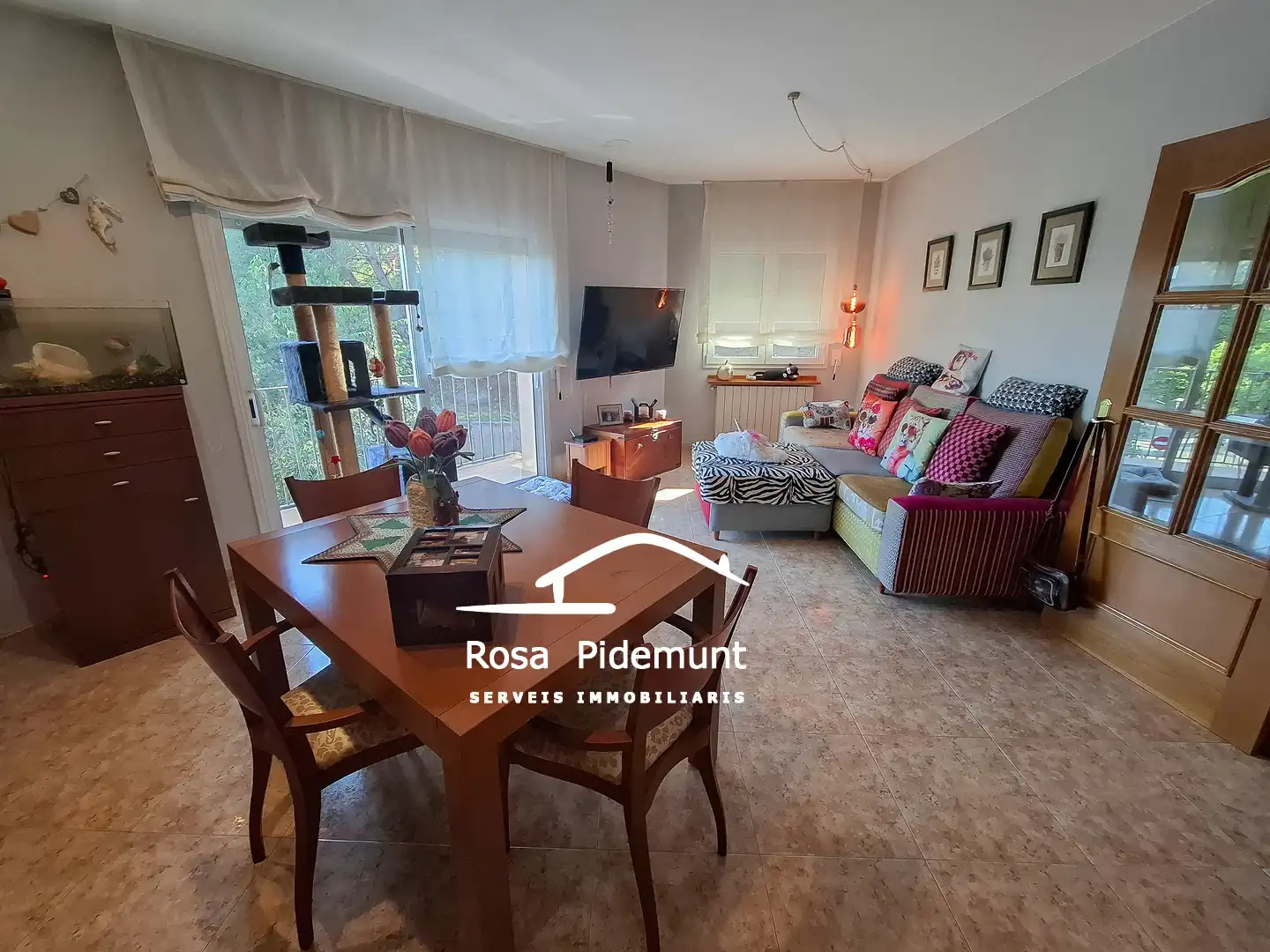 Sala de estar de Piso en venta en Girona con Aire acondicionado, Calefacción y Terraza