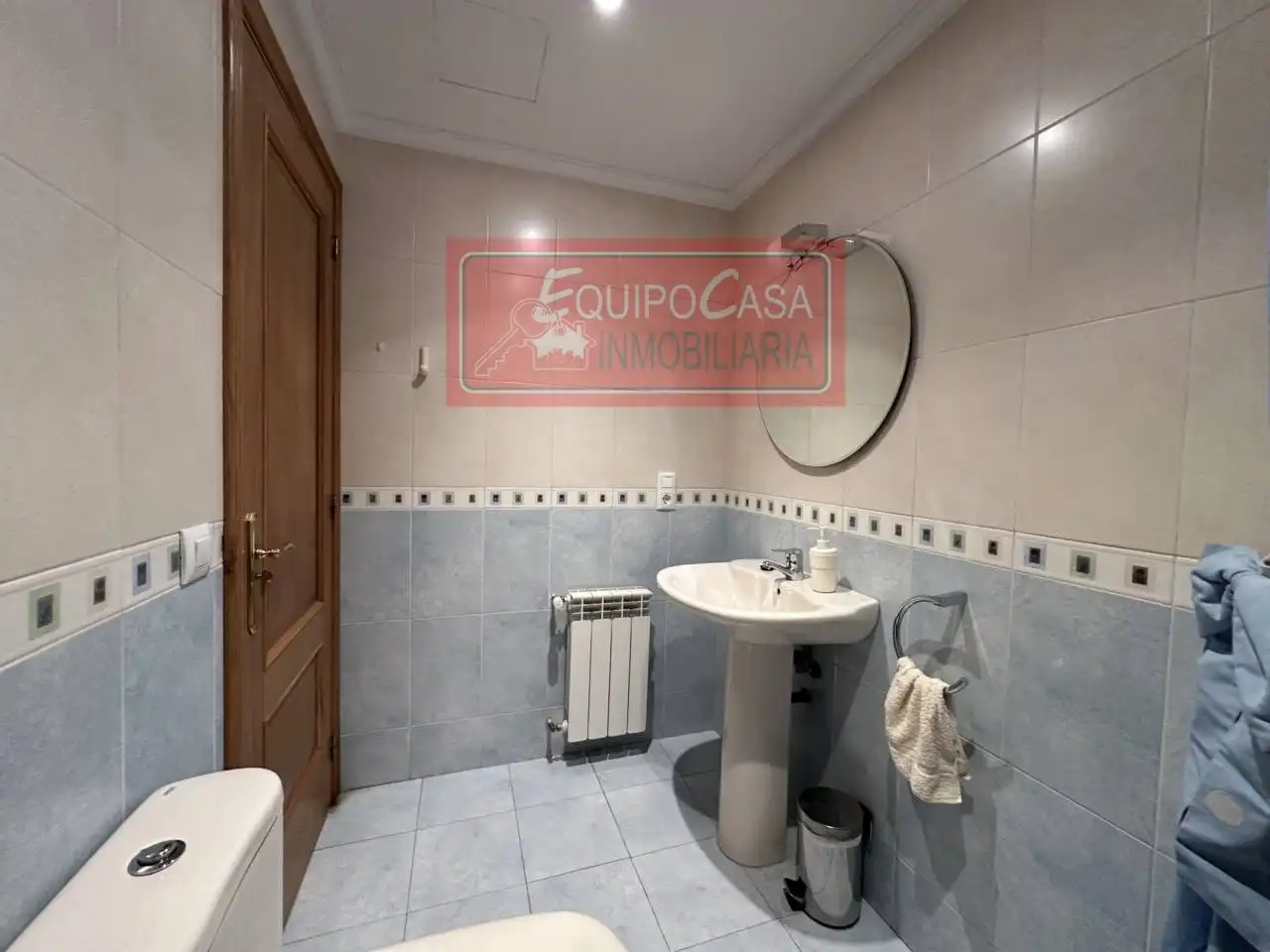 Bathroom of Duplexes for rent in Lugo  with Heating, Parquet flooring and Storage room
