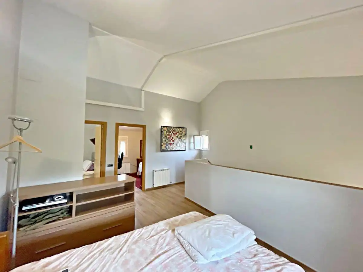 Schlafzimmer von Country house zum Verkauf in Tortosa mit Klimaanlage, Heizung und Privatgarten