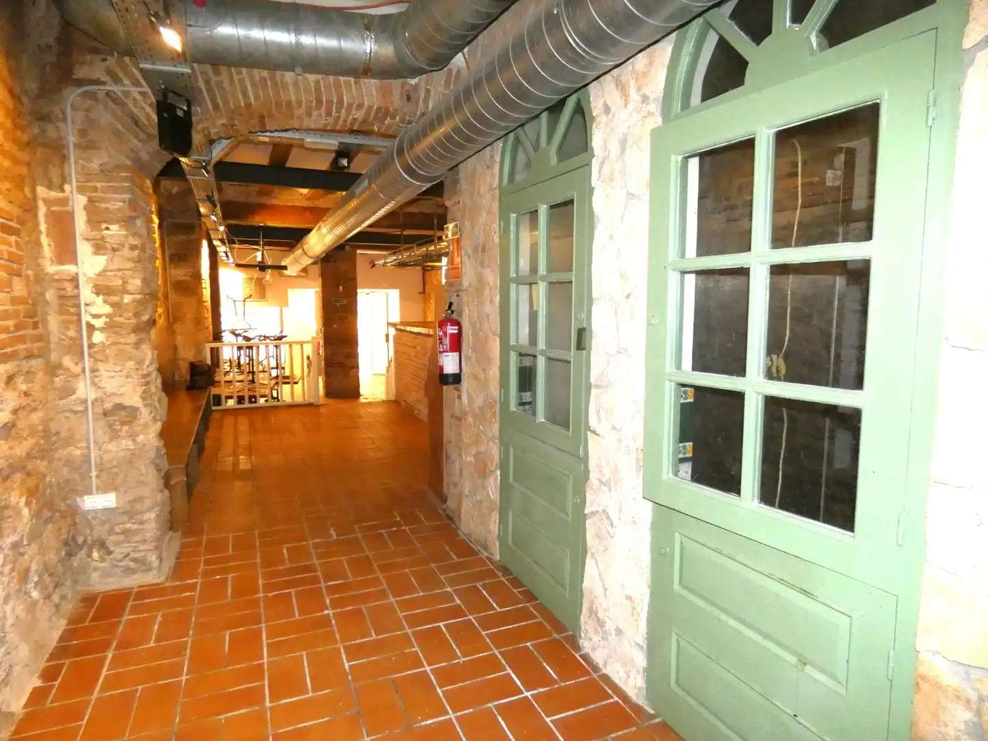 Business premises for sale in Ciutat Vella, imagen 6