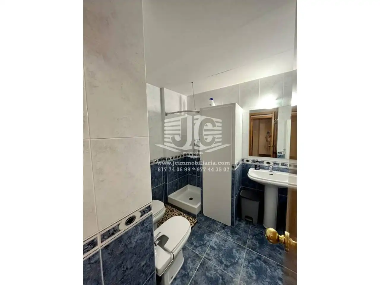 Bathroom of Flat for rent in Tortosa  with Air Conditioner, Furnished and Balcony