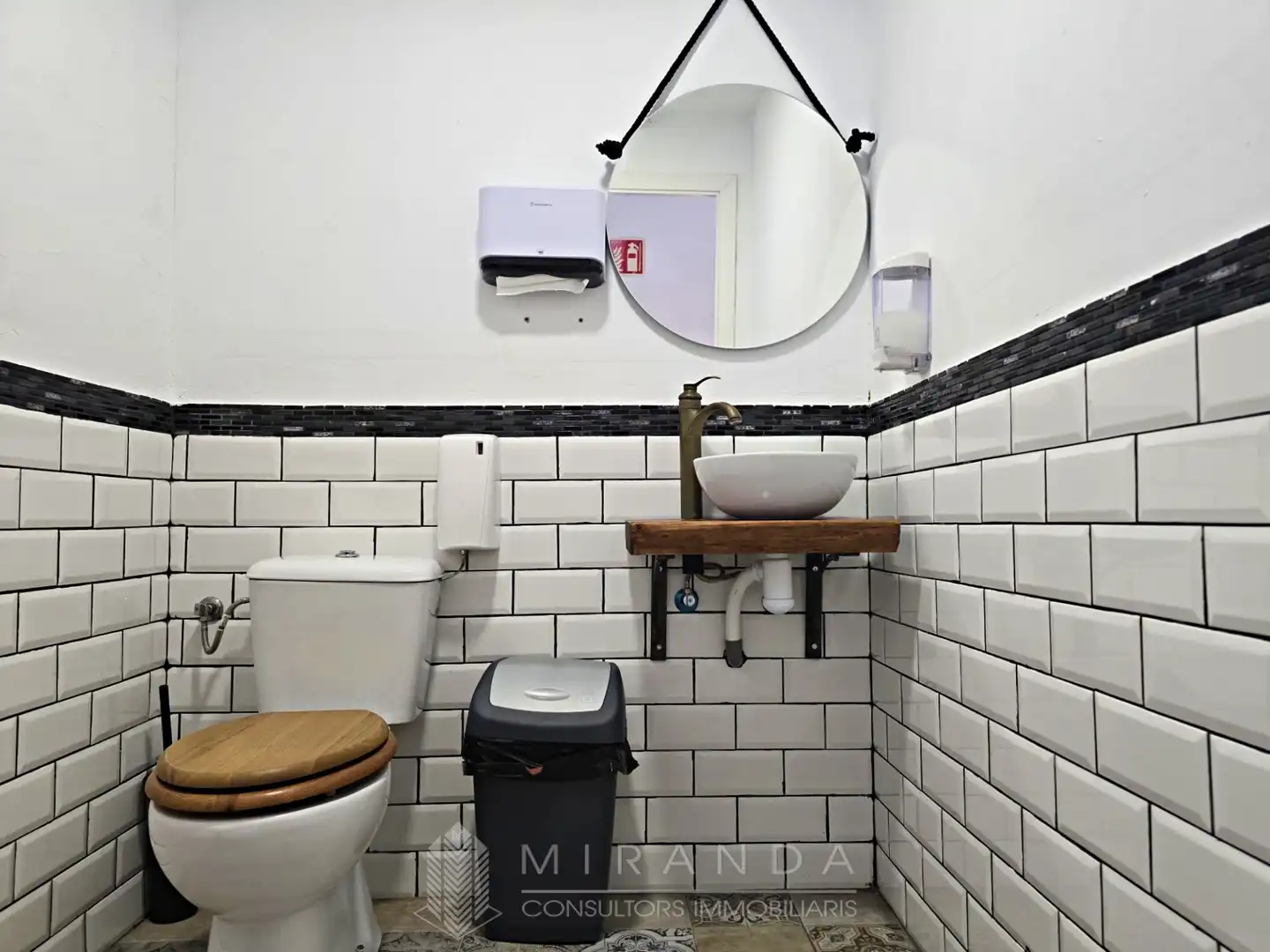 Business premises for transfer in Carrer de Sant Jaume, imagen 21