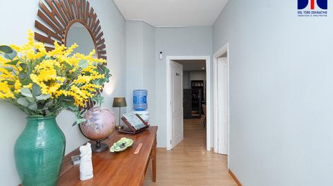 Foto 4 de Oficina de lloguer a Los Remedios, Sevilla