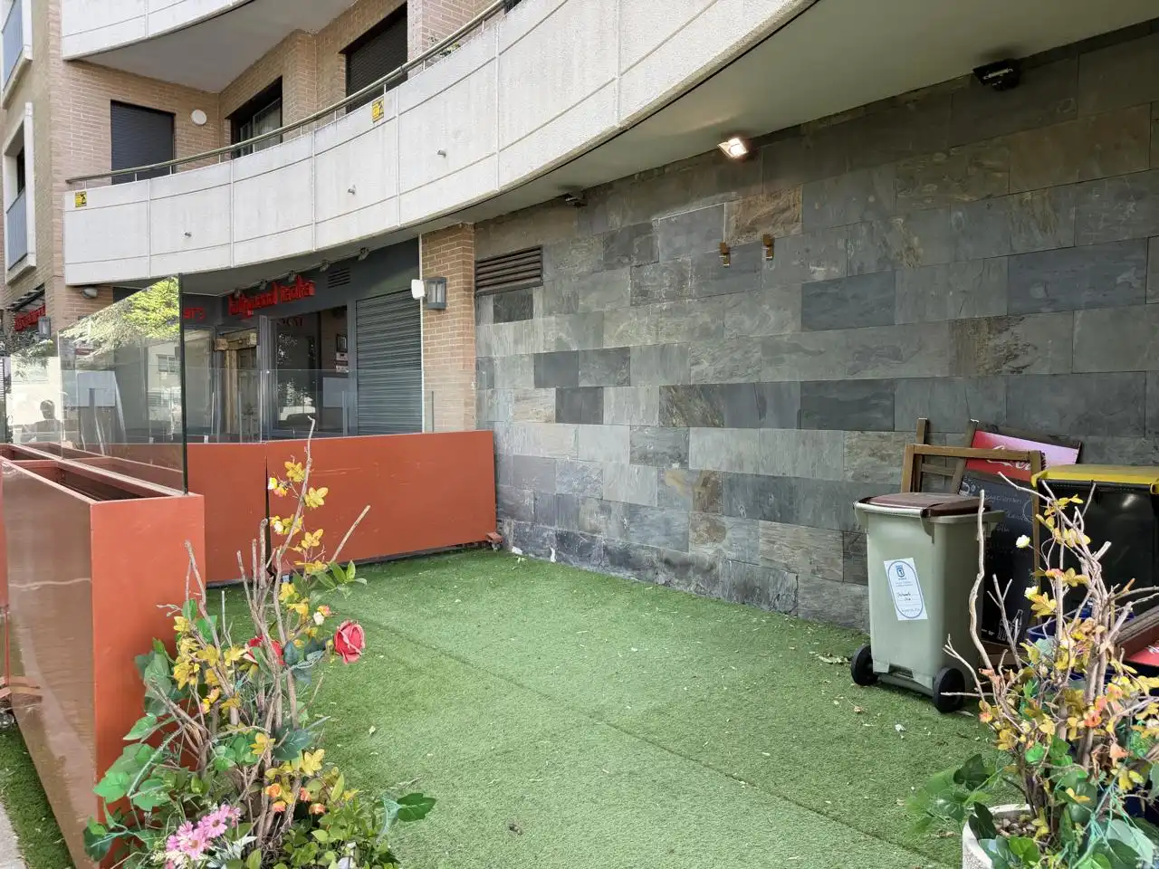 Terraza de Local de alquiler en Madrid con Aire acondicionado