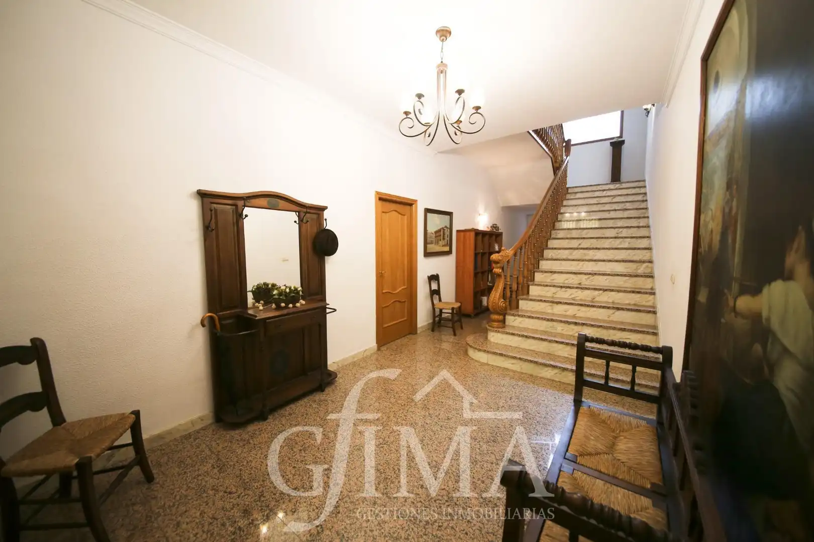 Casa con terraza en venta en Tomelloso