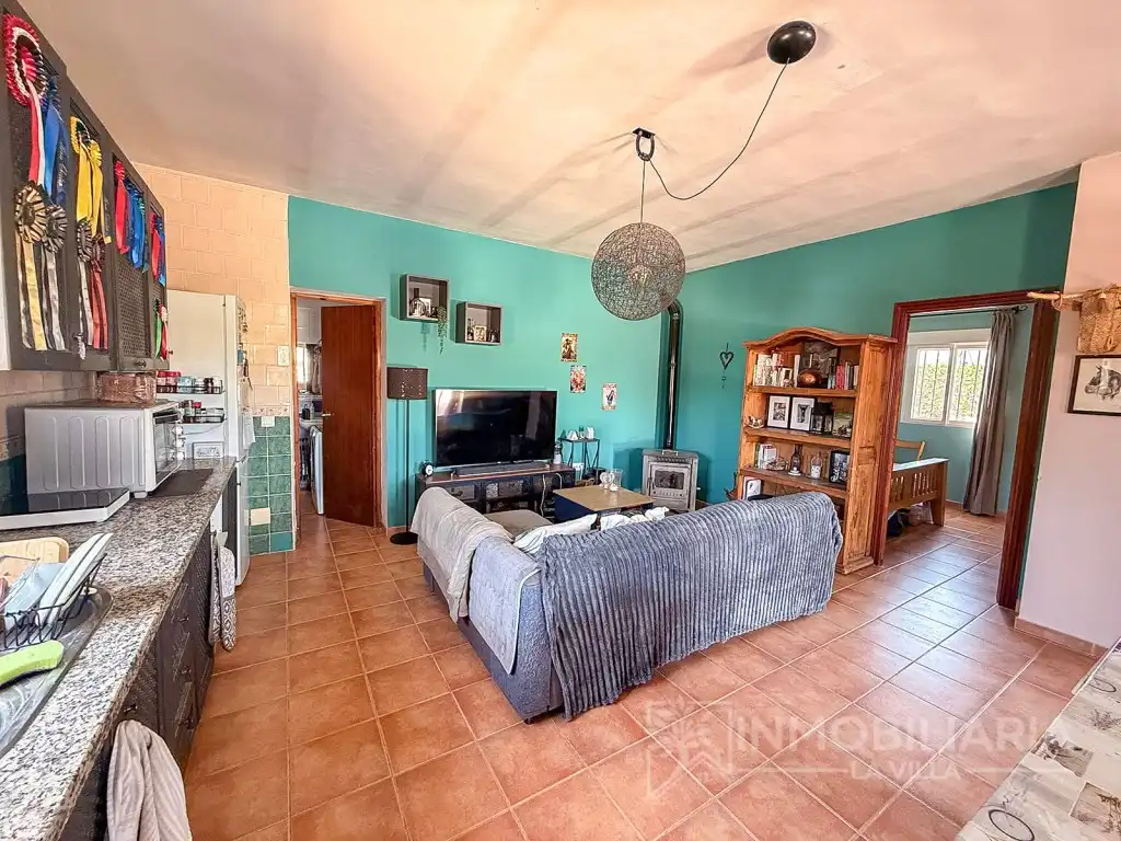 Casa rústica amb piscina en venda a Barrio Llanos Los, imagen 6