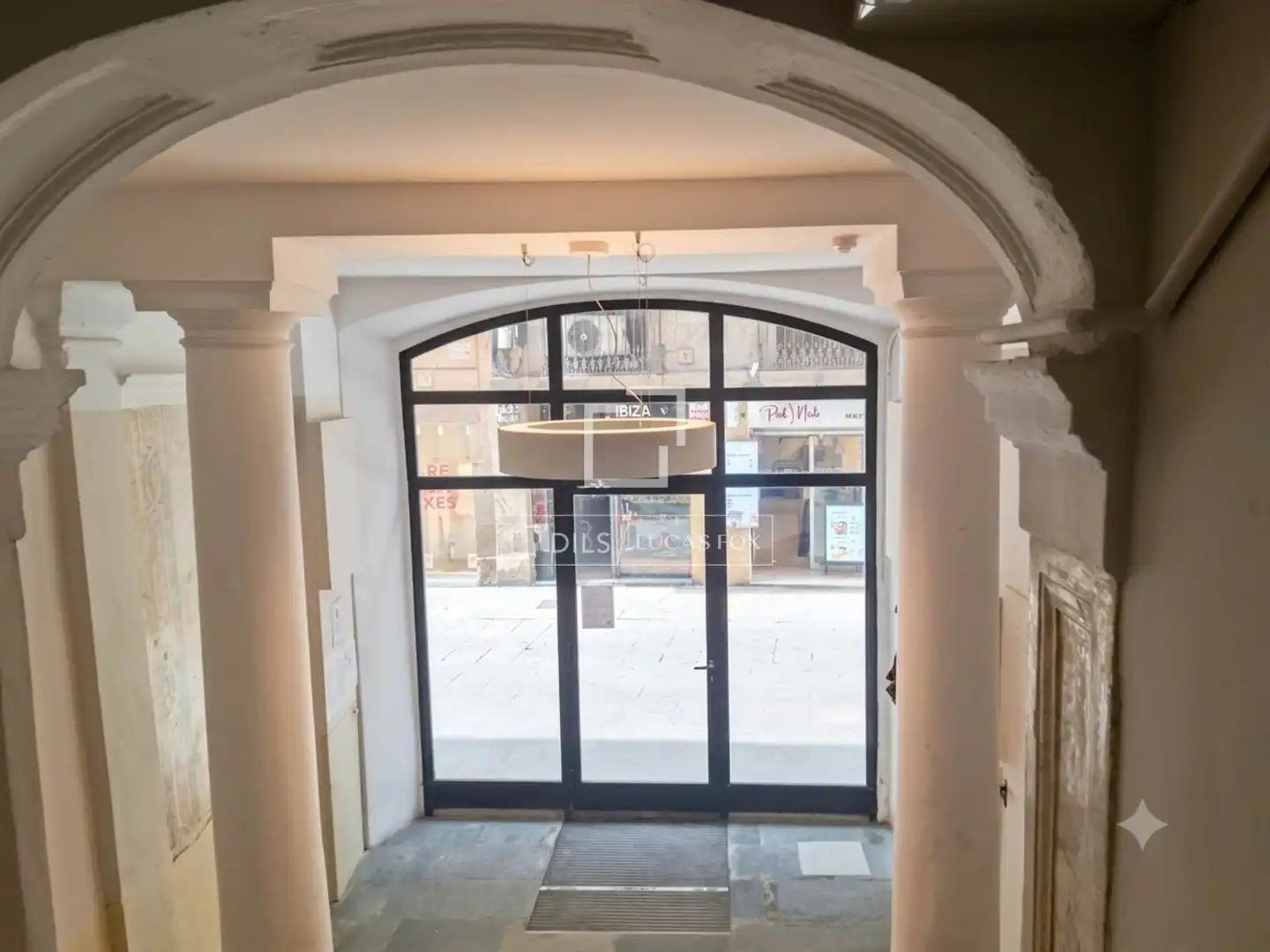 Piso en venta en Barcelona con Aire acondicionado, Terraza y Amueblado