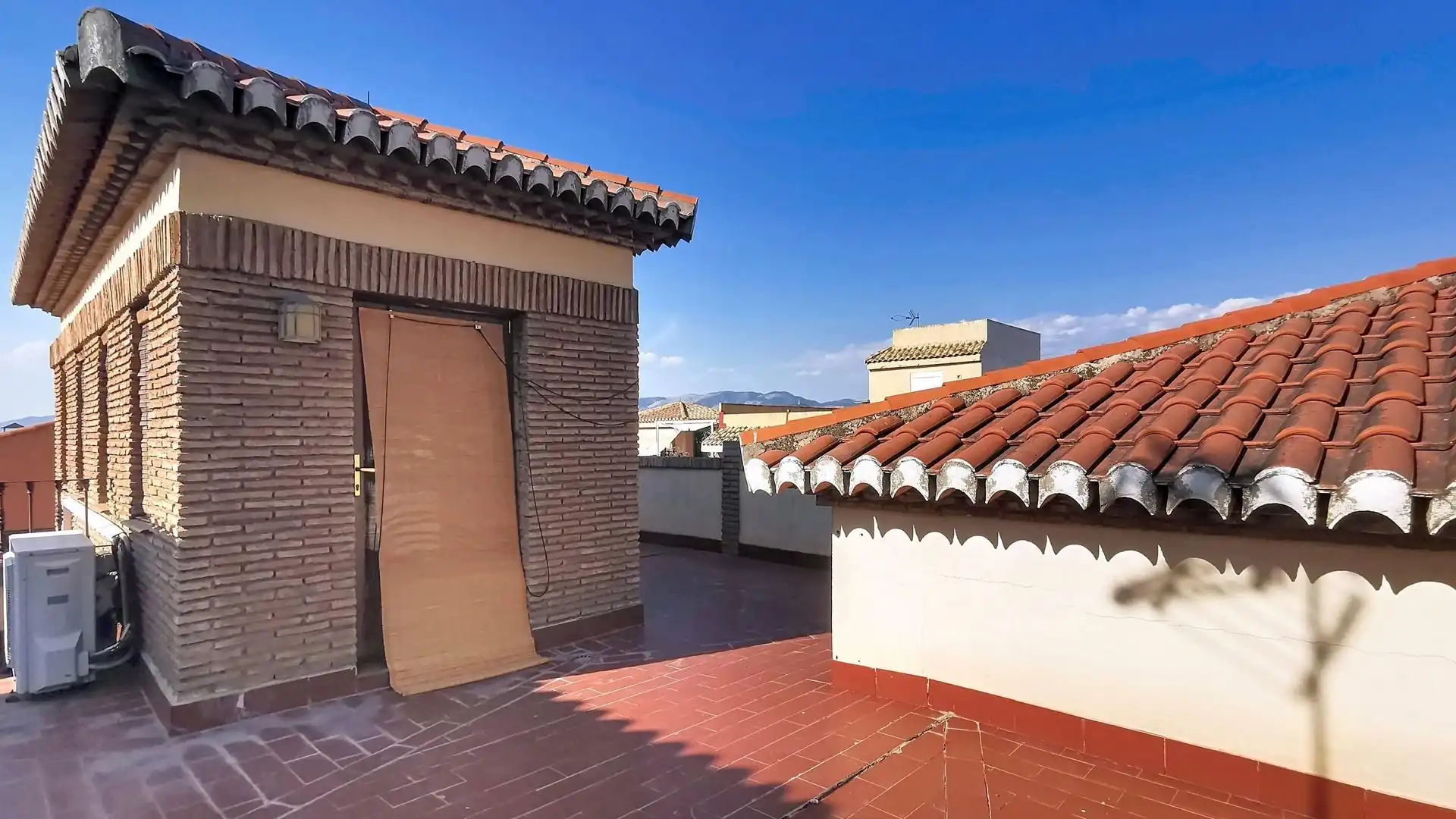 Terrassa de Pis de lloguer en Churriana de la Vega amb Aire condicionat, Calefacció i Terrassa