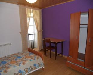 Bedroom of Flat to rent in Santiago de Compostela 