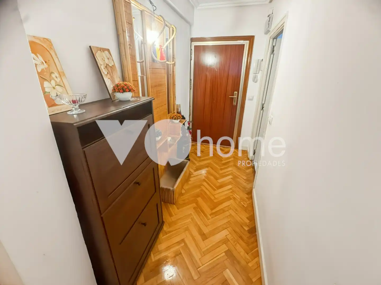 Flat for sale in  Madrid Capital  with Heating and Furnished