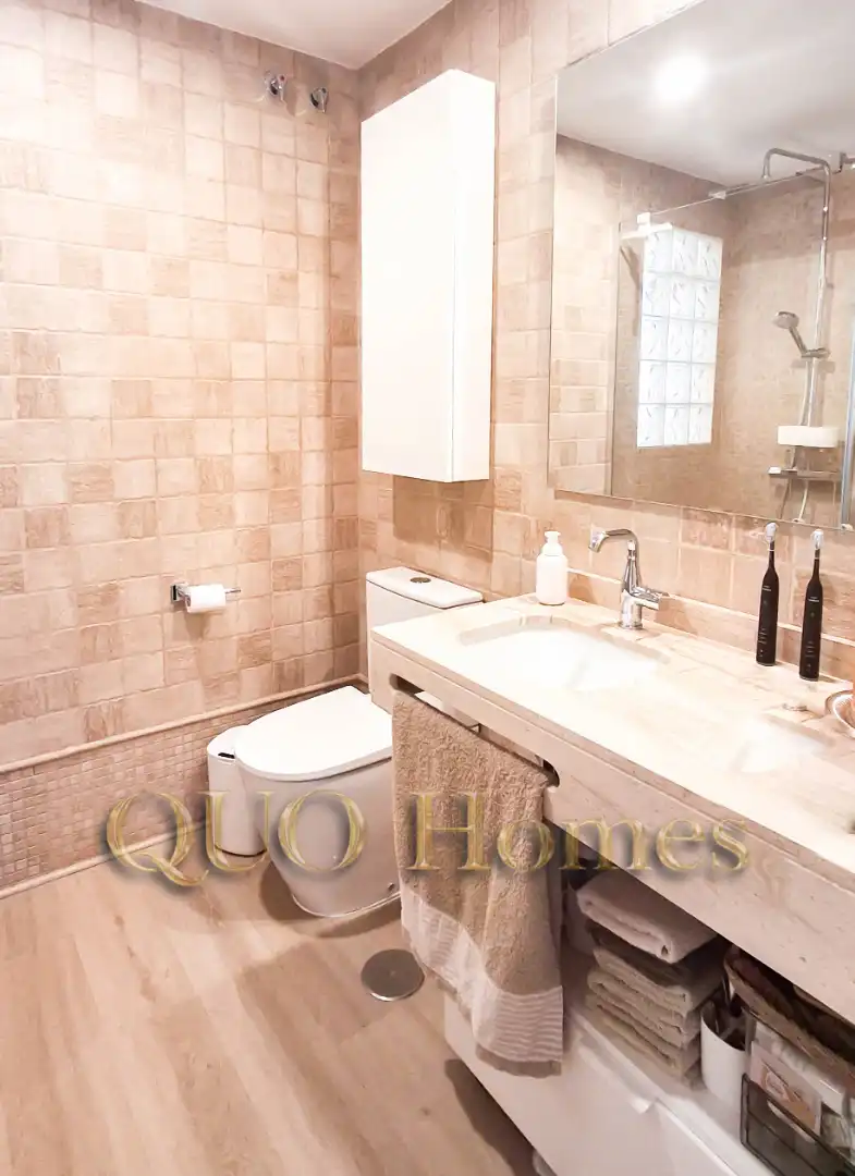 Baño de Piso en venta en Jerez de la Frontera con Aire acondicionado, Terraza y Amueblado