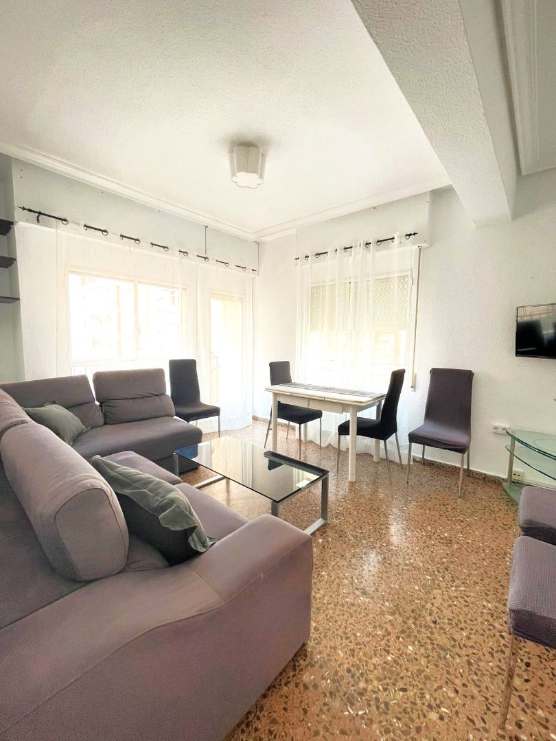 Piso de alquiler en Calle de la Seda, San Antón