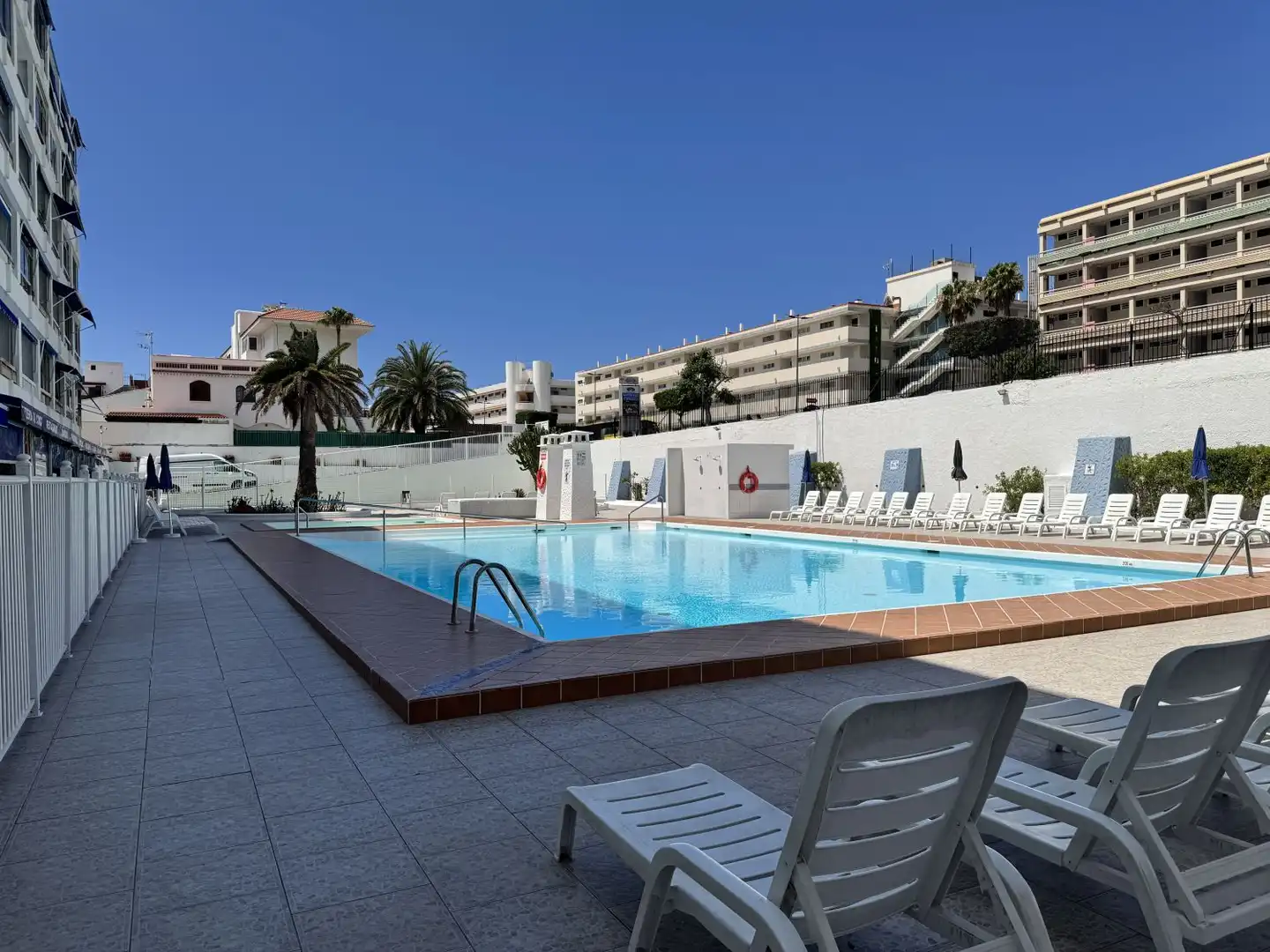 Swimming pool of Apartments for sale in San Bartolomé de Tirajana  with Furnished and Community pool