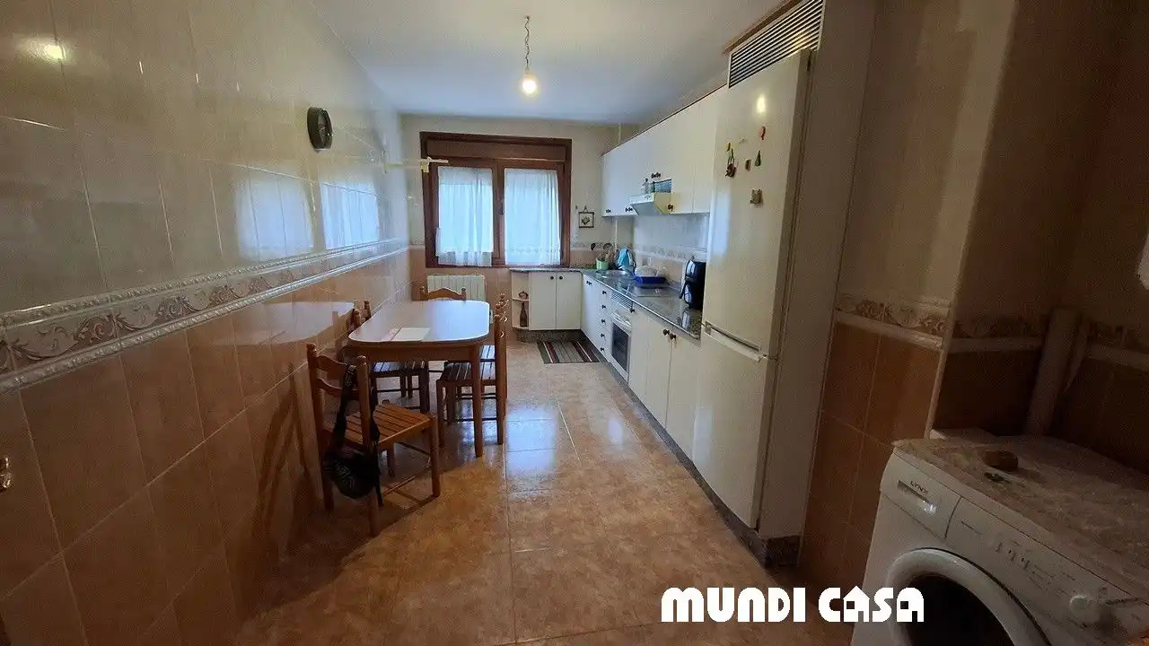 Küche von Wohnungen zum Verkauf in Boiro mit Heizung, Terrasse und Abstellraum