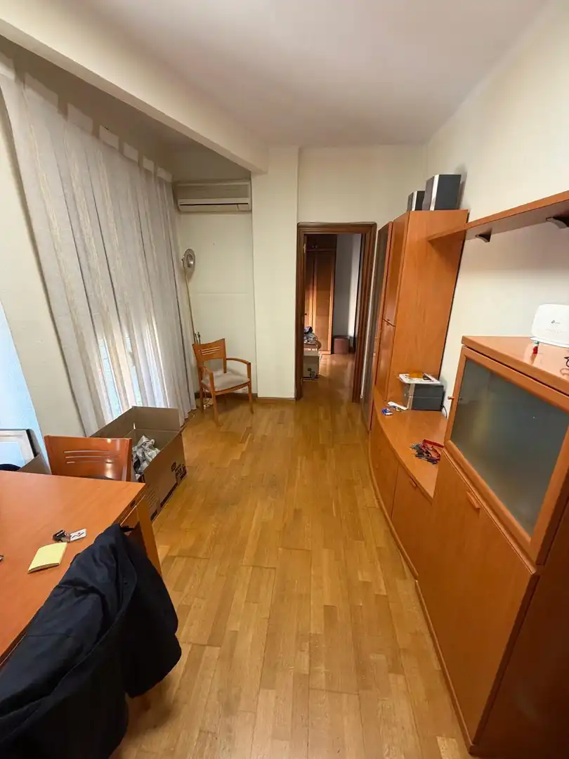 Habitación de Piso en venta en Cornellà de Llobregat con Calefacción, Amueblado y Balcón