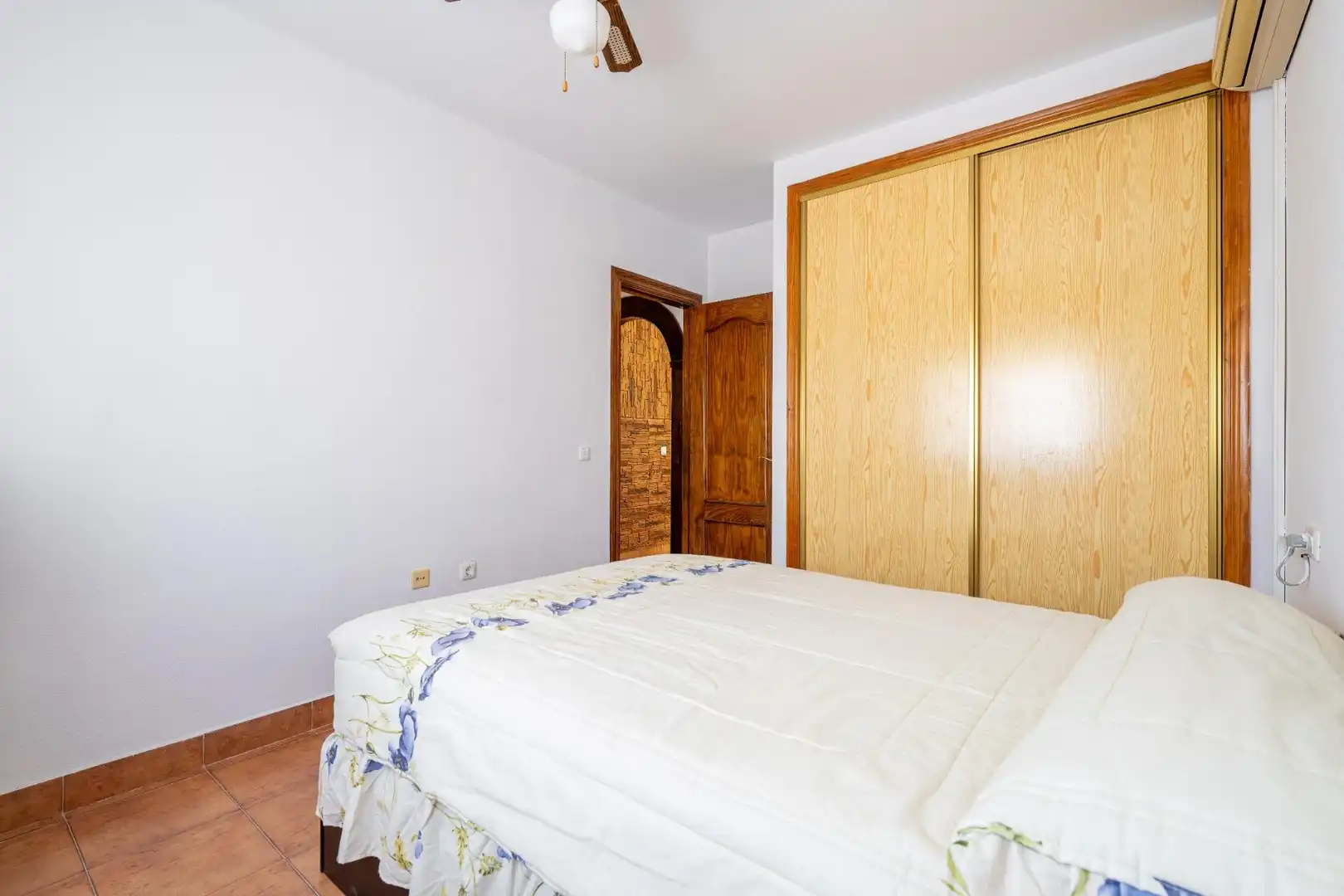 Habitación de Dúplex en venta en Vícar con Aire acondicionado, Calefacción y Jardín privado