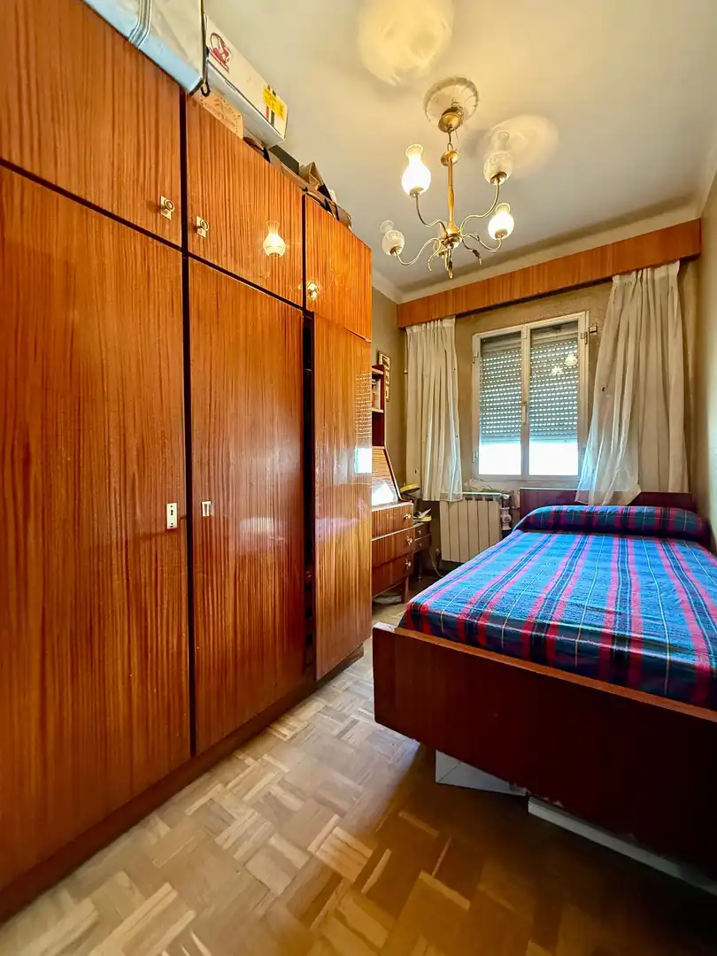 Schlafzimmer von Wohnung zum Verkauf in Madrid mit Klimaanlage und Heizung