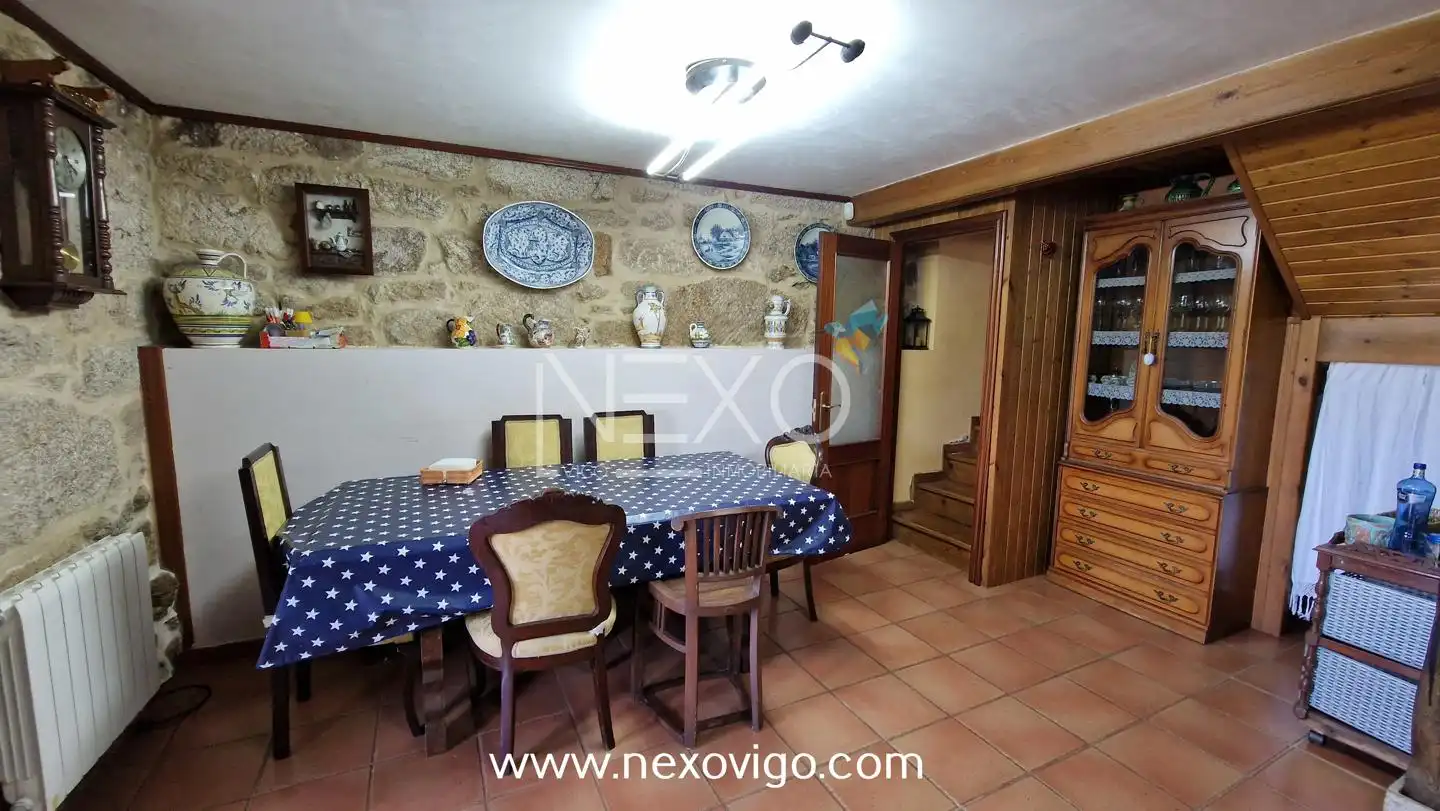 Haus oder Chalet zum Verkauf in Mondariz mit Heizung, Privatgarten und Terrasse