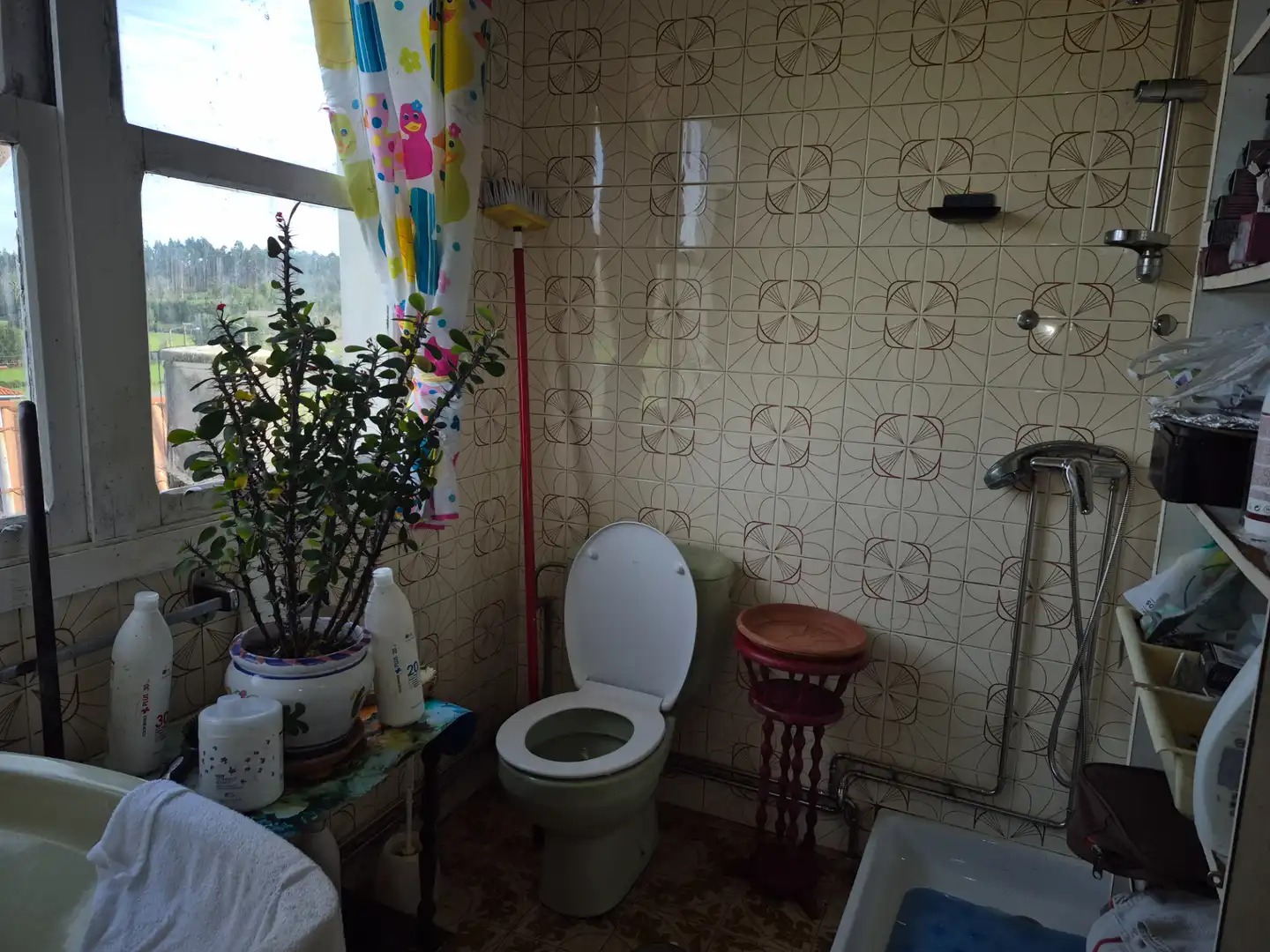 Baño de Casa o chalet en venta en Moeche con Jardín privado, Trastero y Amueblado