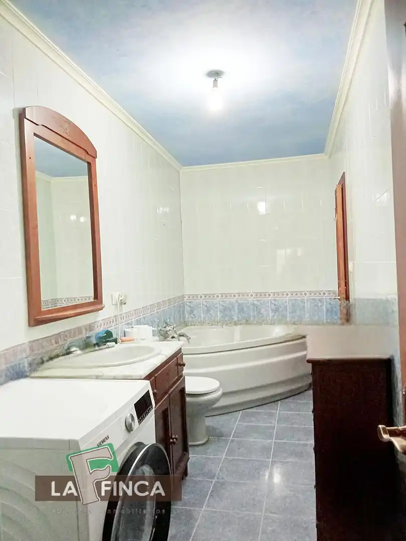Badezimmer von Wohnung zum Verkauf in Villaviciosa mit Terrasse
